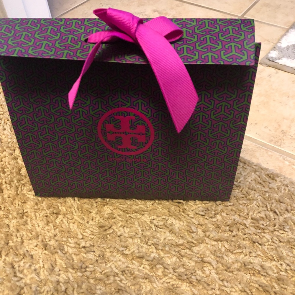 Tory Burch packaging